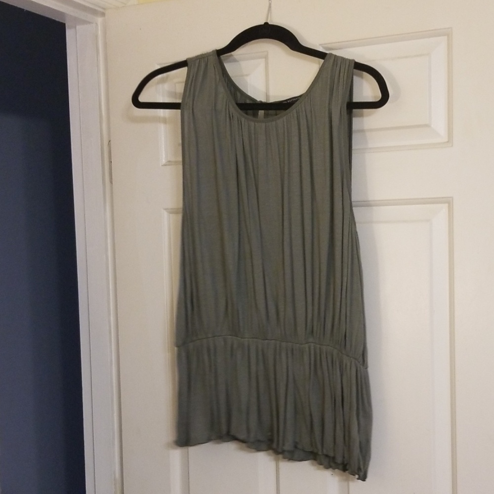 Banana republic sleeveless top